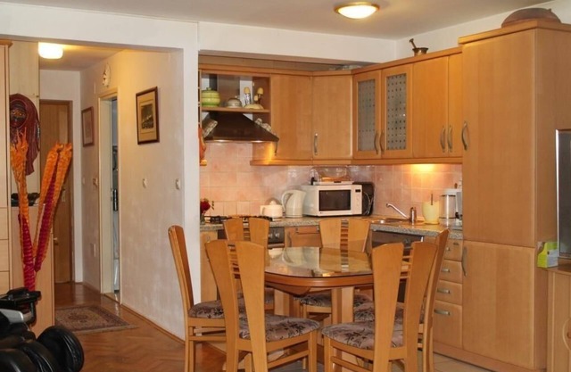 Holiday apartment Makarska for 1 - 4 persons with 2 bedrooms - Twin house