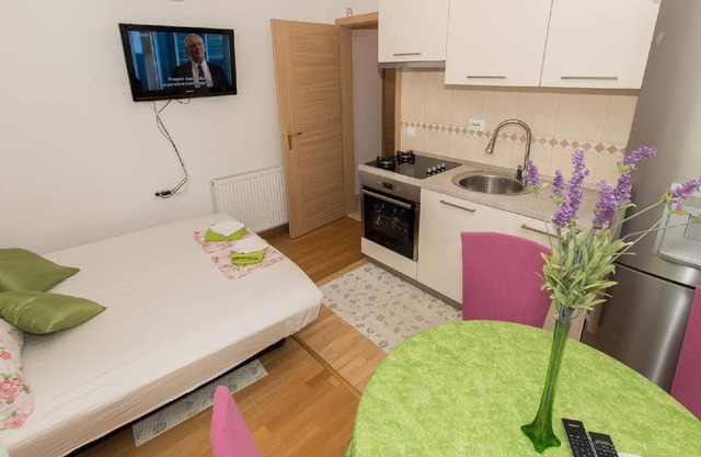 Holiday apartment Makarska for 1 - 4 persons with 1 bedroom - Holiday apartment