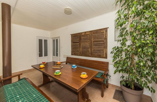 Holiday apartment Makarska for 1 - 8 persons with 3 bedrooms - Holiday house