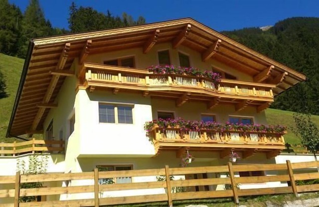 Holiday apartment Mayrhofen (Ort) for 1 - 6 persons with 2 bedrooms - Holiday apartment