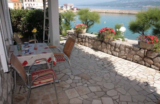 Holiday apartment mit Klimaanlage und Meerblick