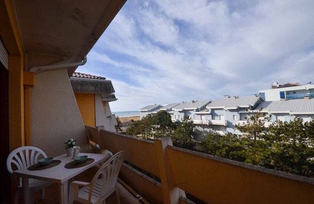 Holiday apartment mit Klimaanlage und Balkon