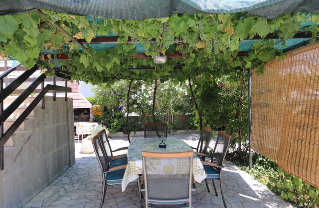 Holiday apartment mit Terrasse