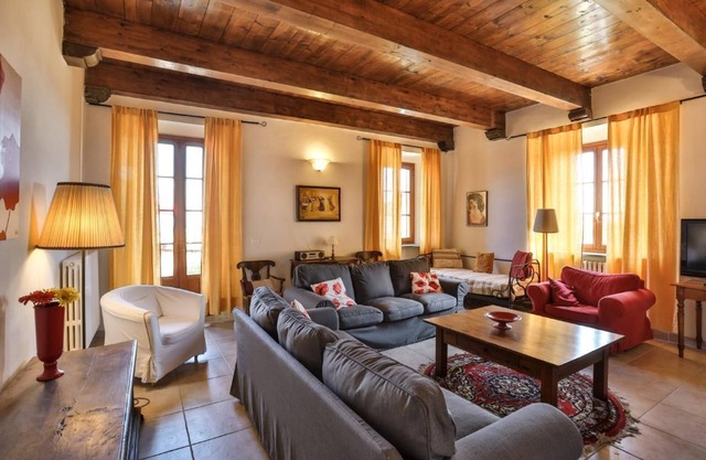 Holiday apartment Mombaruzzo for 1 - 6 persons with 2 bedrooms - Holiday apartment in one or multi-f