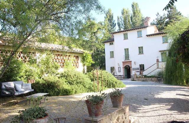 Holiday apartment Montone for 1 - 4 persons with 2 bedrooms - Farmhouse