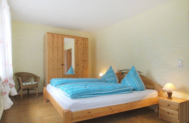 Holiday Apartment 'Müritz, 80sqm' with Shared Terrace, Shared Garden and Wi-Fi