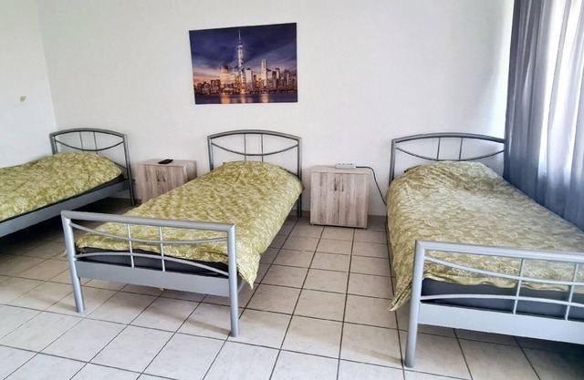 Holiday apartment Neuss for 1 - 3 persons with 1 bedroom - Holiday apartment in one or multi-family