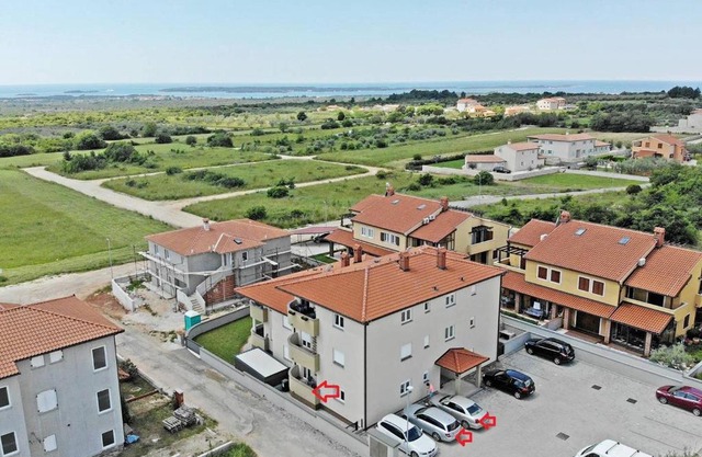 Holiday apartment NIVES