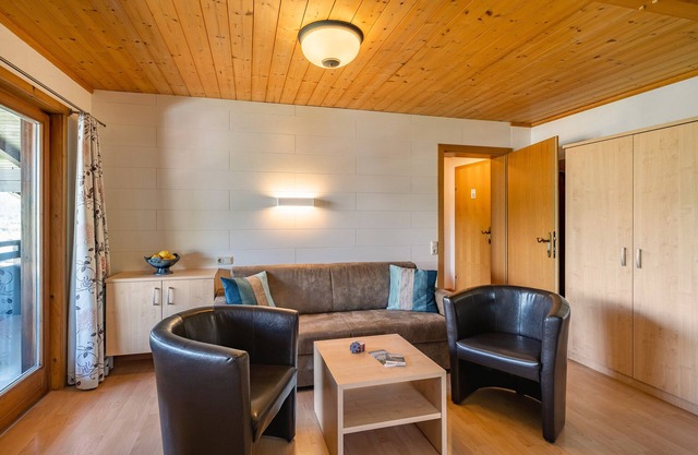Holiday Apartment "Nr 22 Haus Voglreiter" with Mountain View, Balcony & Wi-Fi