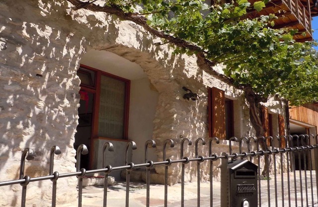 Holiday apartment of 150 square meters and with garden