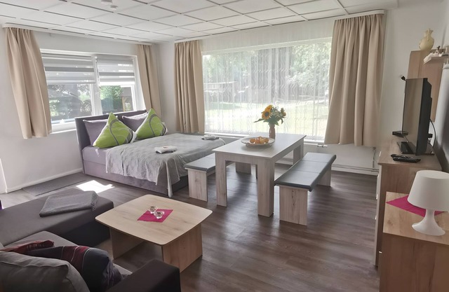 Holiday apartment on Lake Goldberg