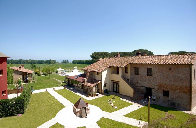 Holiday apartment Pucciarelli for 5 persons with 2 bedrooms - Row house