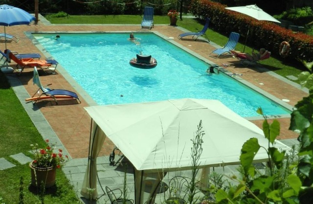 Holiday apartment Popiglio for 1 - 4 persons with 2 bedrooms - Holiday apartment