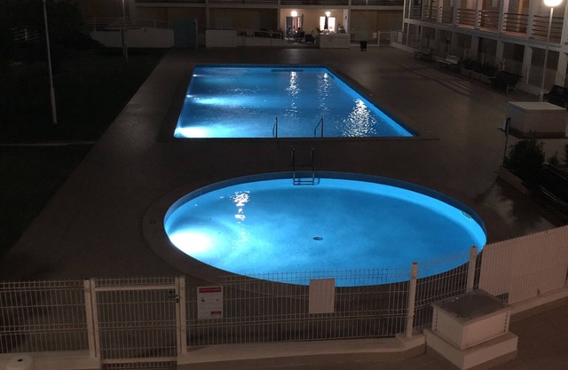 Holiday apartment in residence with shared swimming pool