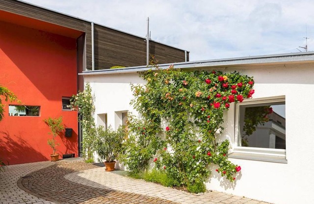 Holiday Apartment “Rosenrot” on Lake Constance with Wi-Fi & Terrace