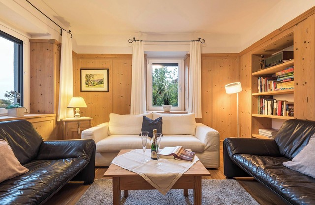 Holiday Apartment 'Rosa Seis' with Mountain View, Wi-Fi & Garden