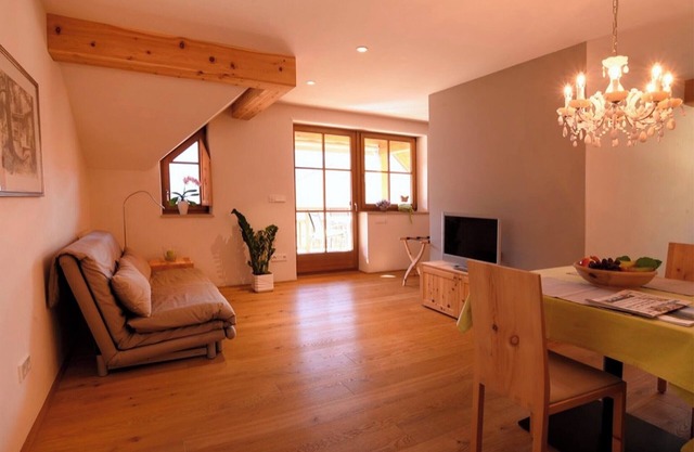 Holiday Apartment "Rosengartnerhof Gantkofel" with Mountain View, Shared Pool & Wi-Fi