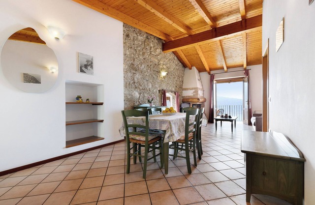 Holiday Apartment 'Rustico Spagnol 4' with Lake View, Pool & Wi-Fi