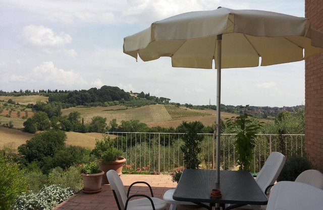 Holiday apartment Siena for 1 - 2 persons with 1 bedroom - Holiday apartment in one or multi-family