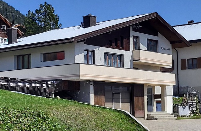 Holiday apartment Sedrun for 1 - 4 persons with 2 bedrooms - Holiday house
