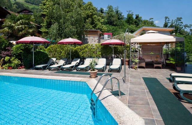 Holiday Apartment "Sonnegg" with Mountain View, Balcony & Wi-Fi