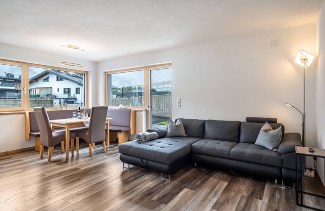 Holiday Apartment "Steinwender" with Mountain View, Terrace & Wi-Fi