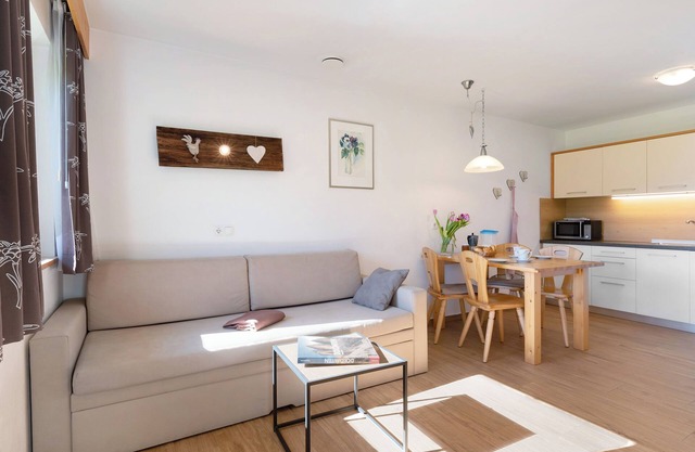 Holiday Apartment "Stiflerhof Apt Enzian" with Mountain View, Shared Garden & Wi-Fi