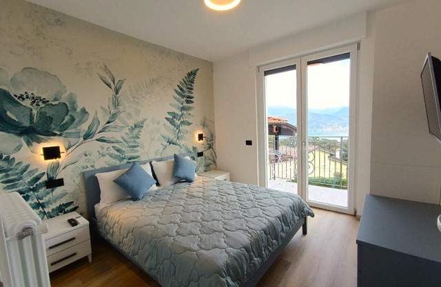 Holiday apartment Stresa for 1 - 4 persons with 1 bedroom - Holiday apartment in one or multi-family