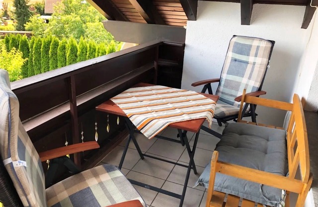 Holiday Apartment Tannhausen with Private Garden, Balcony and Wi-Fi