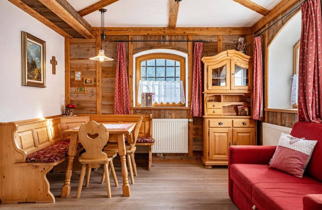 Holiday Apartment "Thomasegg Hof Birke" with Mountain View, Shared Terrace & Wi-Fi