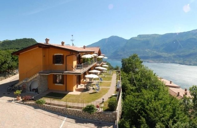 Holiday apartment Tignale for 1 - 6 persons with 2 bedrooms - Holiday apartment