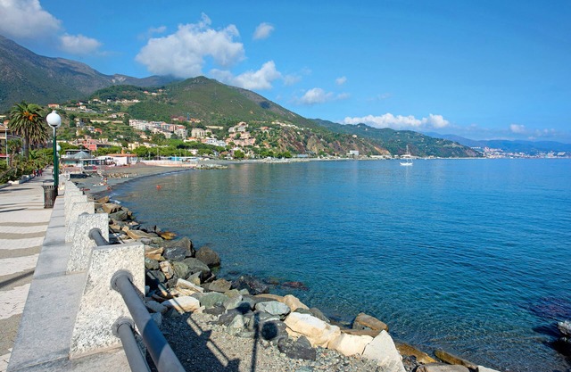 Holiday Apartment "Valeria 3- Arenzanohost" with Sea View, Terrace & Wi-Fi