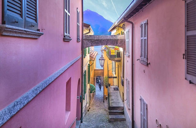 Holiday Apartment "Varenna Boulevard" with Wi-Fi and Air Conditioning