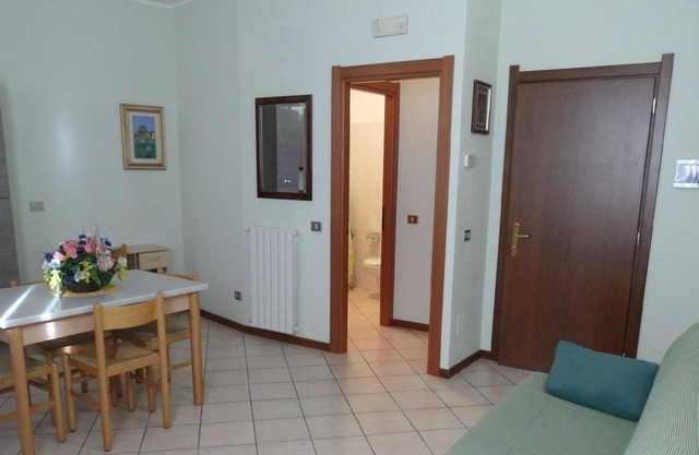 Holiday apartment Verbania for 1 - 4 persons with 1 bedroom - Holiday apartment in one or multi-fami