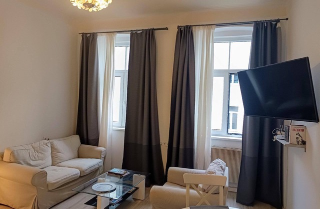 Holiday apartment Vienna for 1 - 3 persons with 2 bedrooms - Holiday apartment in one or multi-famil