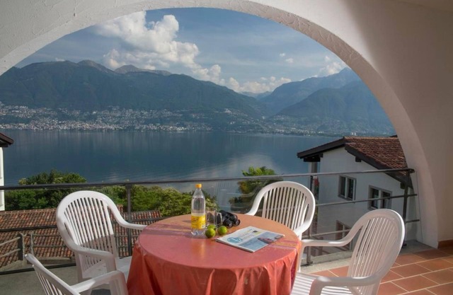 Holiday apartment Vira for 1 - 4 persons with 1 bedroom - Holiday apartment in one or multi-family h