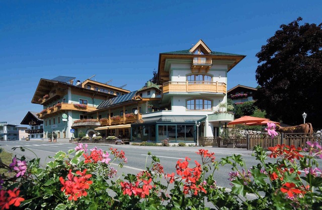 Holiday apartment with mountain view