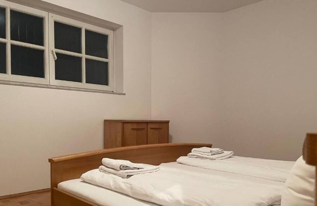 Holiday Apartment with terrace and garden near Kurpark.