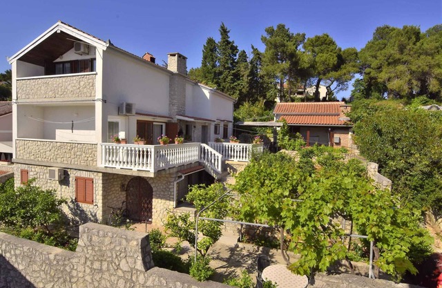 Holiday apartment with air conditioning