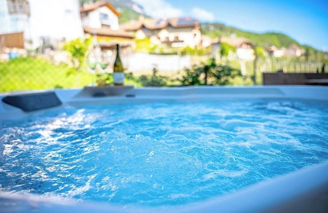 Holiday Apartment "Weingut Lahn Zu Eppan Apt Garten" with Mountain View, Private Garden and Whirlpool