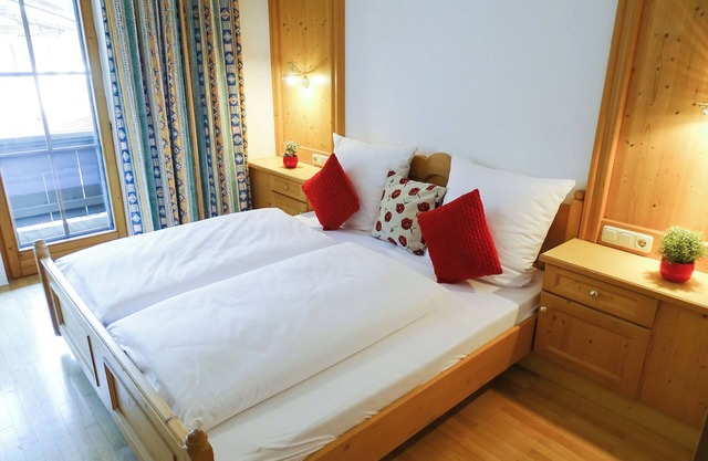 Holiday Apartment "Windschnur - Zirbe 2" directly at the skiing areas Penken & Ahorn
