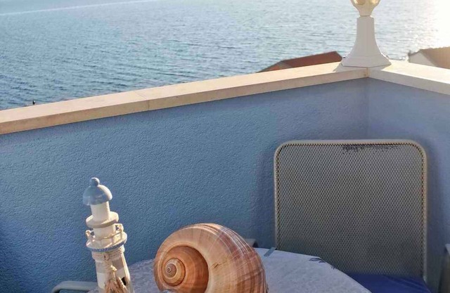 Holiday apartment With sea view and terrace
