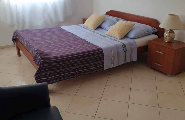 Holiday apartment with barbecue and air conditioning