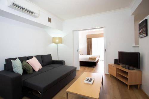 Holiday Apartment with Pool and WiFi