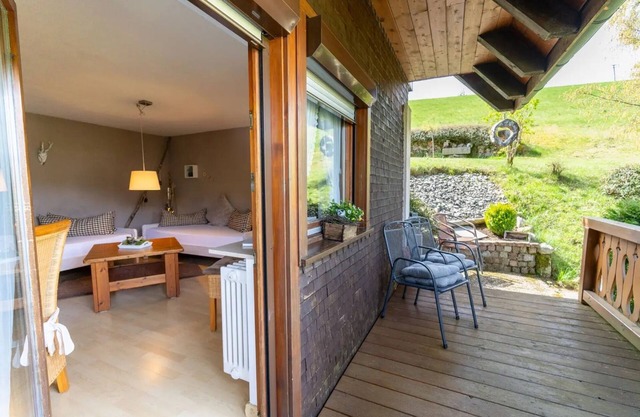 Holiday Apartment 'Wohnung Winterberg' with Mountain View, Private Terrace and Wi-Fi
