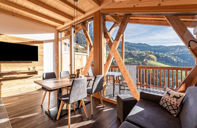 Holiday Apartment "Zu Grof Morgenrot"