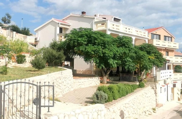 Holiday apartment Zubovici for 1 - 12 persons with 5 bedrooms - Row house