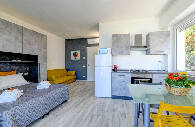 Holiday Apartments Brenzone - Studio LAGO