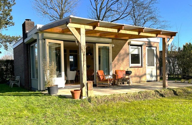Holiday bungalow Vrijzicht