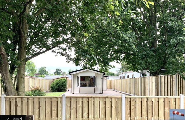 Holiday-Chalet Westenwind 4p. Amsterdam & Beach